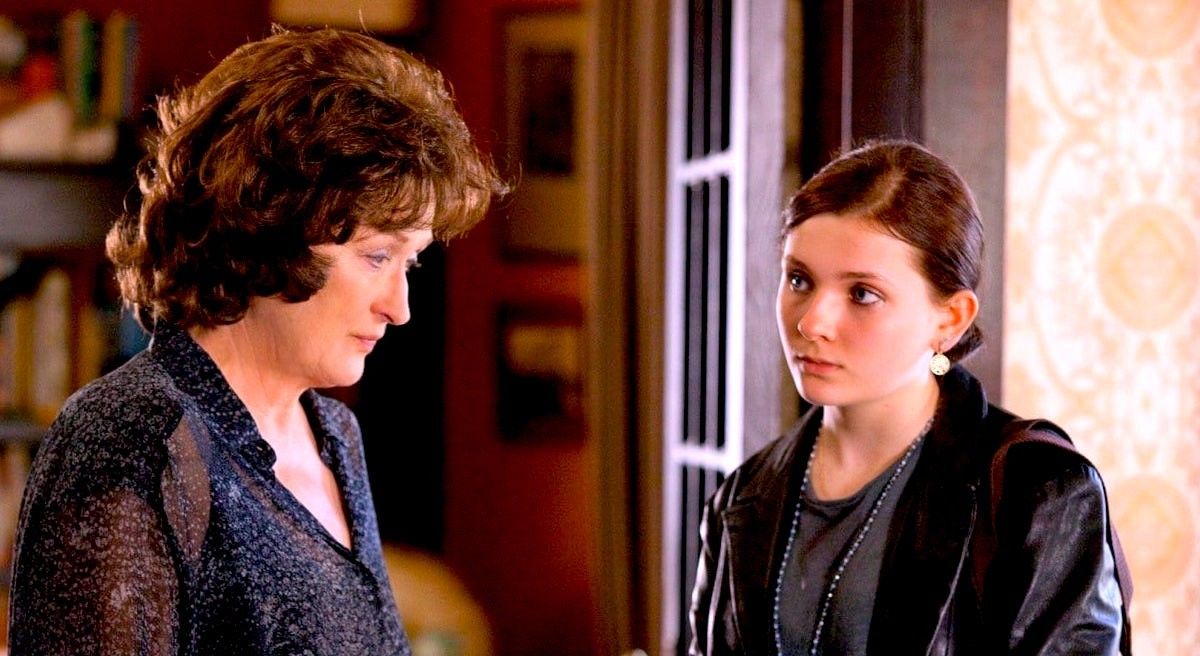 I Wish I Could Go No-Contact With My Mom, But Here's Why I Can't