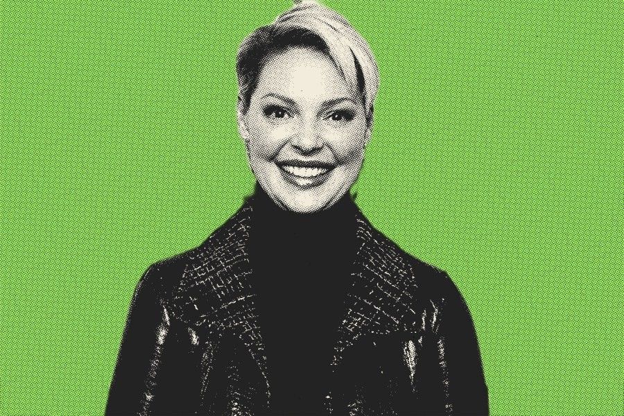 Shonda Rhimes/ The Complete Guide To The Cast of Grey