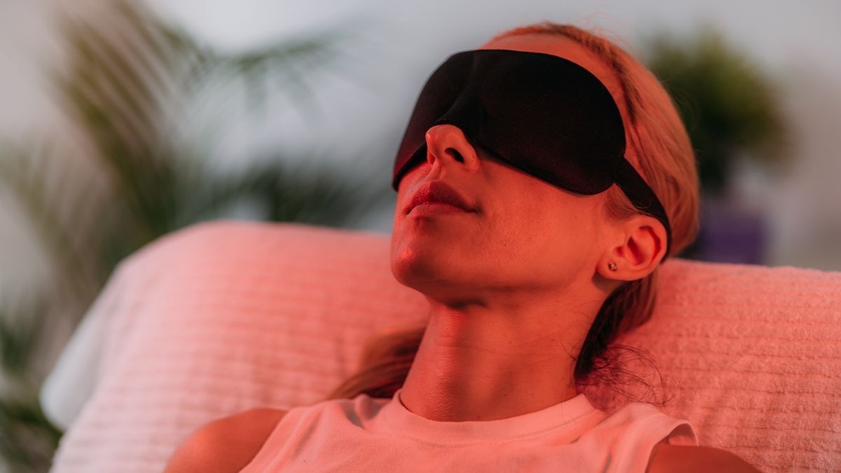 The Benefits of Red Light Therapy: A Comprehensive Guide