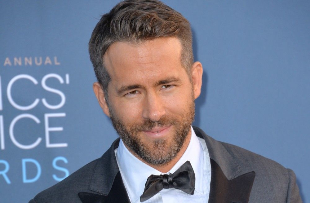 Ryan-Reynolds-got-the-best-gift-from-blake-lively