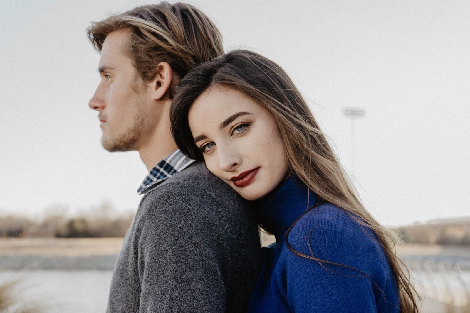 Cupid’s Timeline: How to Avoid the Relationship Trap of Future Obsession