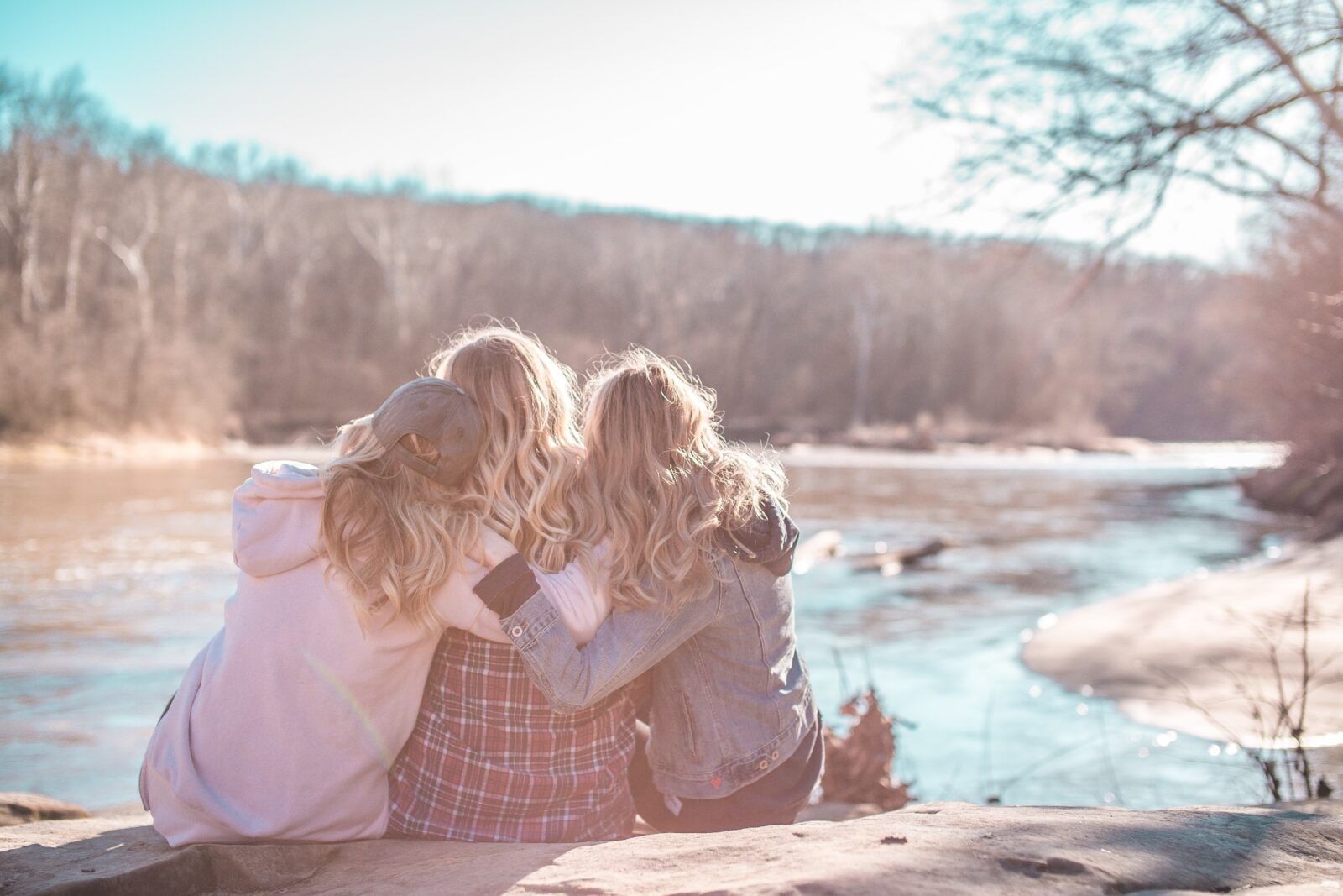 6 Meaningful Ways to Express Gratitude for the Women in Your Life