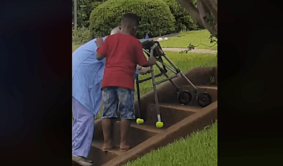 8-Year-Old Goes Out of His Way to Help Elderly Woman, Shows Us the Power of Random Acts of Kindness