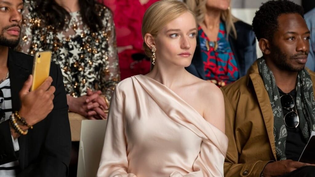 Julia Garner as Anna Delvey in Inventing Anna