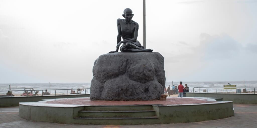 Gandhi monument in Udupi, India by Prabhakar Thota on Unsplash
