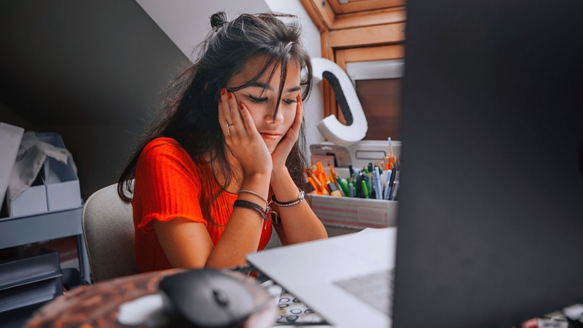 High Functioning Depression: What Is It & What Are The Symptoms?