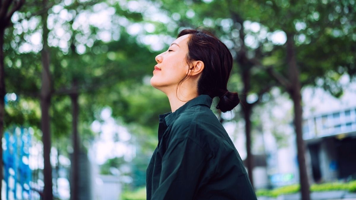 How to Calm Down: 8 Tips to Calm Your Nerves