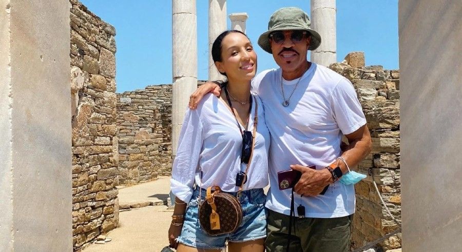 Lionel Richie and Lisa Parigi vacation picture.