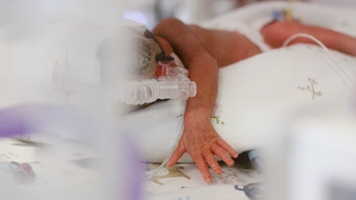 Mother gives birth quintuplets twelve children1 708x399