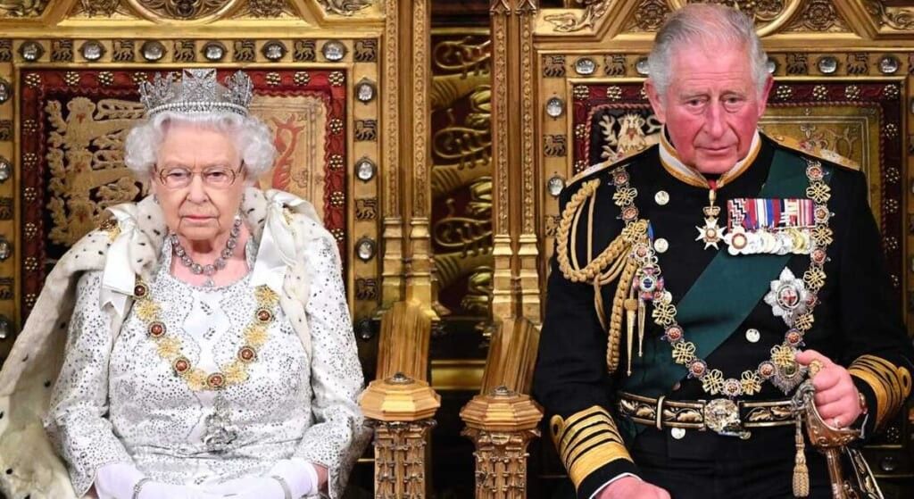 Queen elizabeth with prince chales 1024x559
