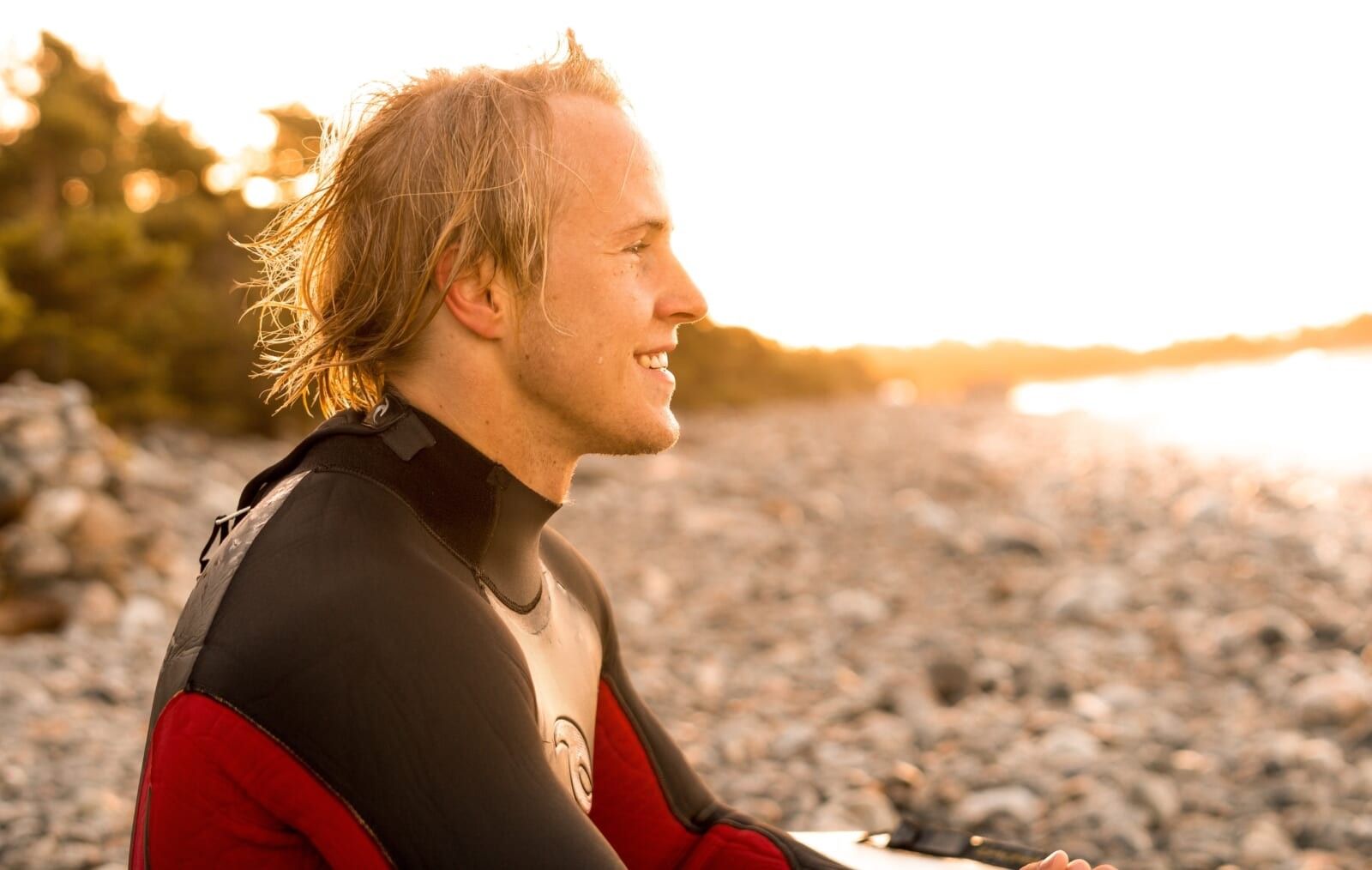 Why Do People Love to Surf? Because It’s Incredible for Your Body and Mind Apparently