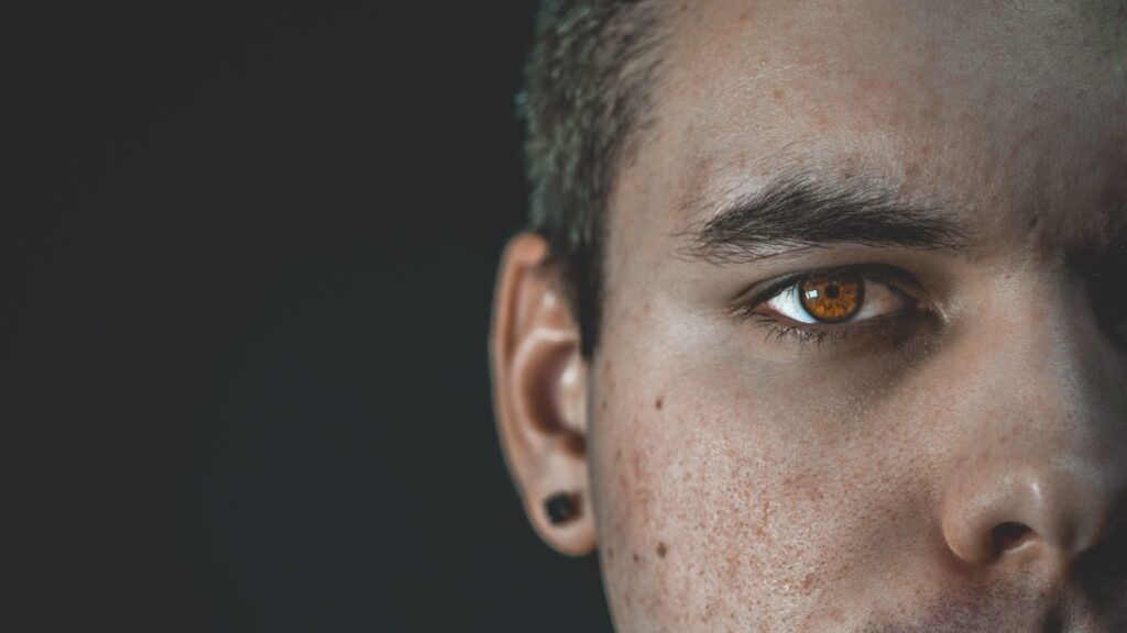 close-up-man-scary-eyes