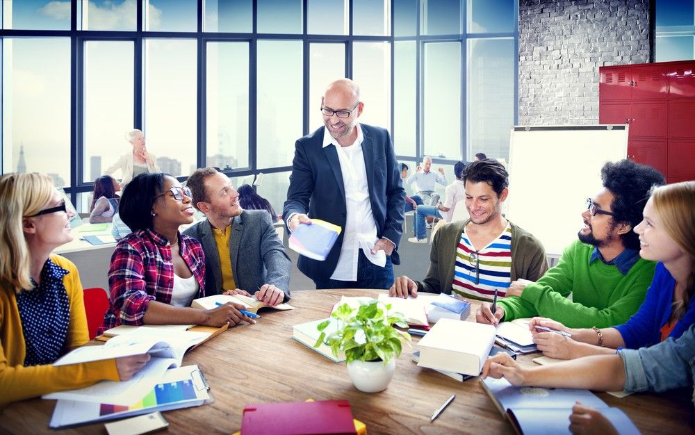 10 Quick Tips on How to Become a Better Leader