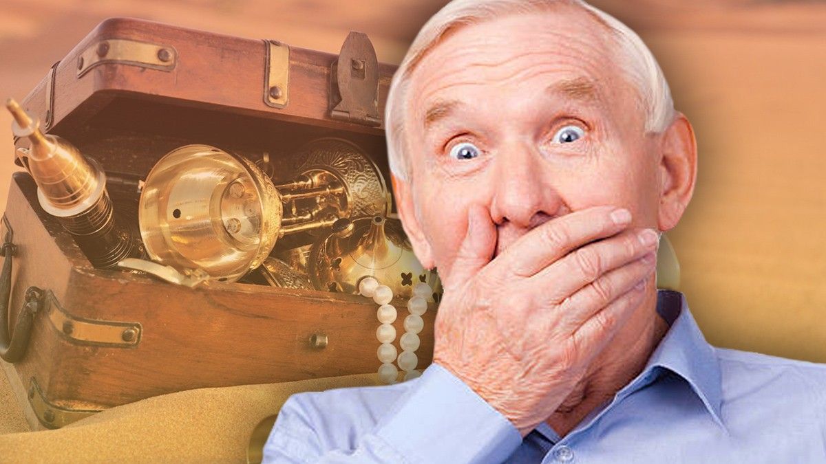 Man Finds Hidden Treasure in Cabinet He Bought for $100 - And Then Does the Unthinkable