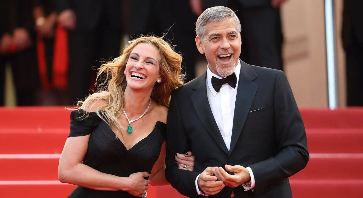 How Julia Roberts and George Clooney's Lifelong Friendship Helped 'Save' One Another