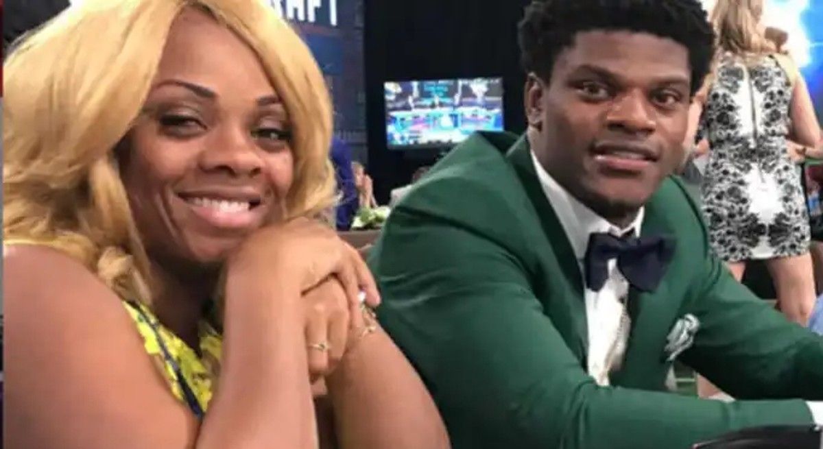 How Lamar Jackson Taught His Girlfriend to Never Listen to The Haters