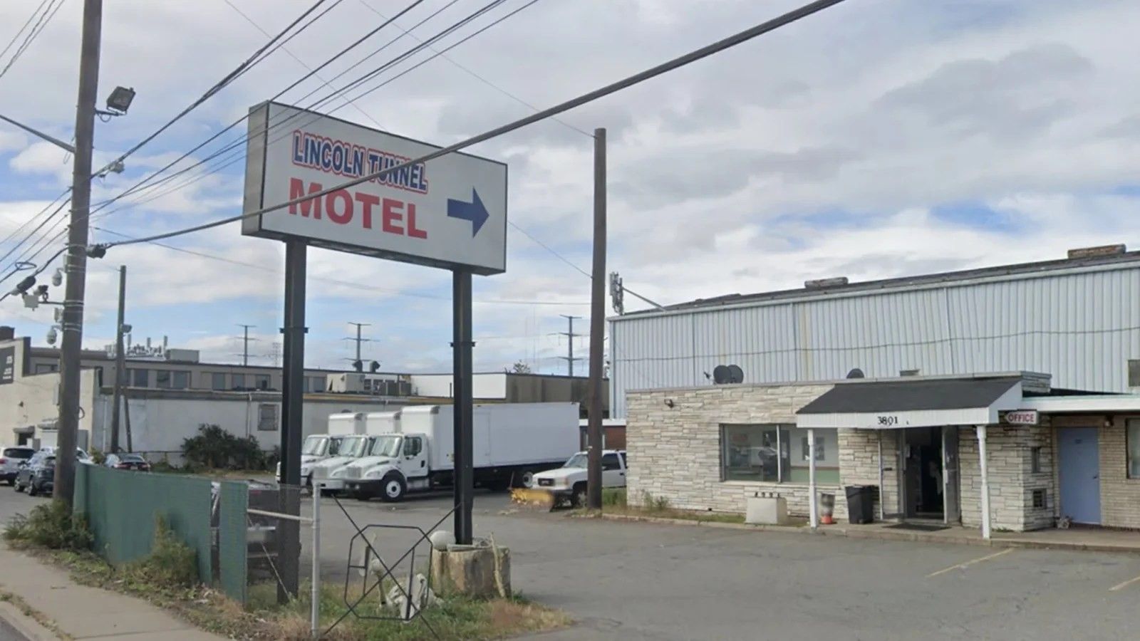 exterior of a New Jersey motel