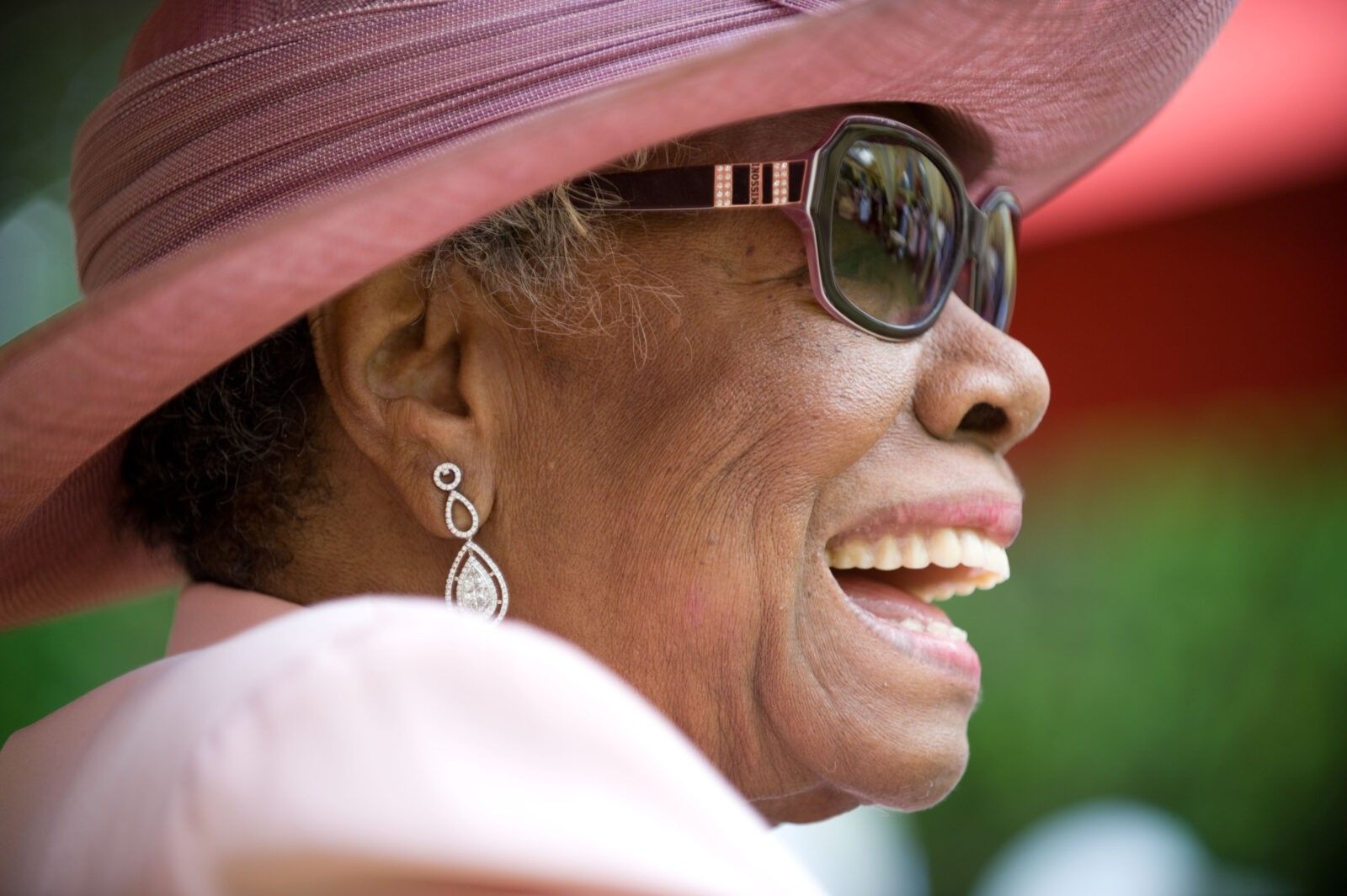 48 Best Maya Angelou Quotes To Inspire Your Life