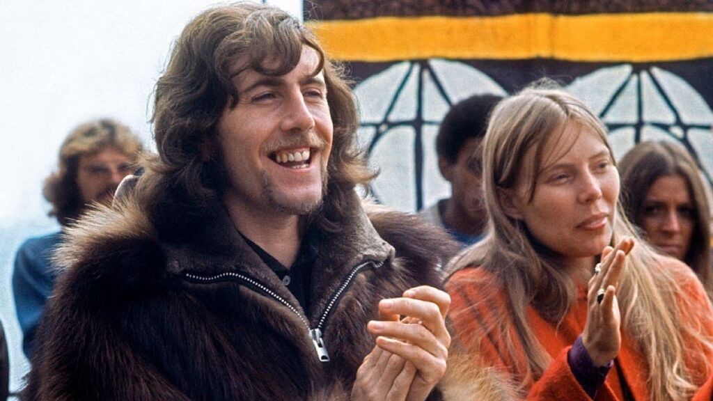 Graham Nash and Joni Mitchell