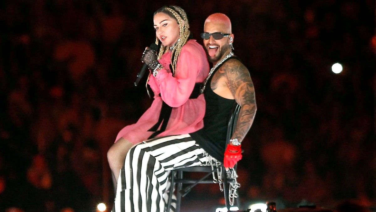 Madonna Maluma Medelin