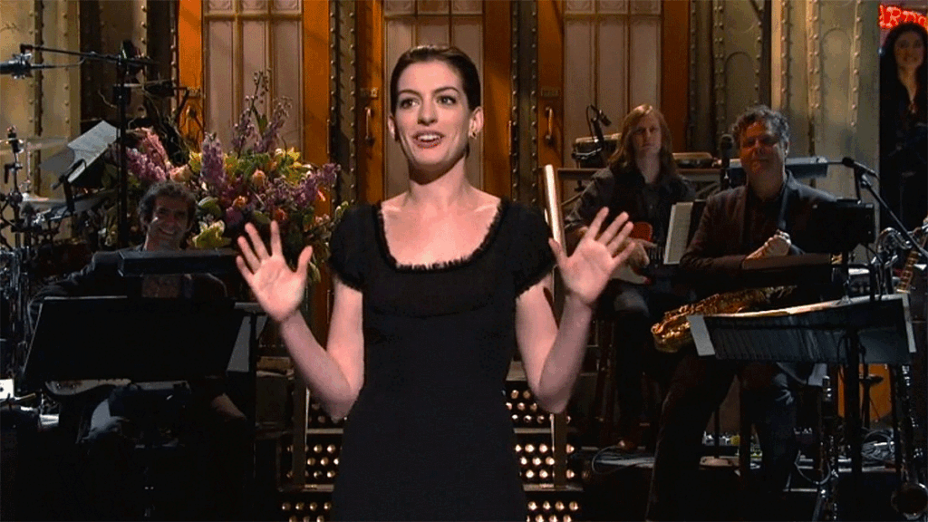 Anne hathaway snl 1024x576