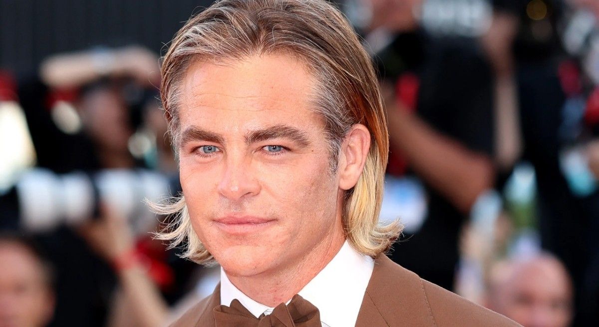 Chris Pine’s Got Jokes, Quotes, and Our Votes!