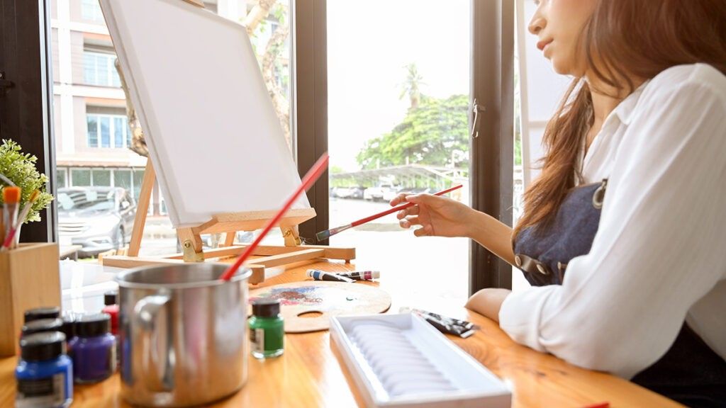 introverted extrovert meaning