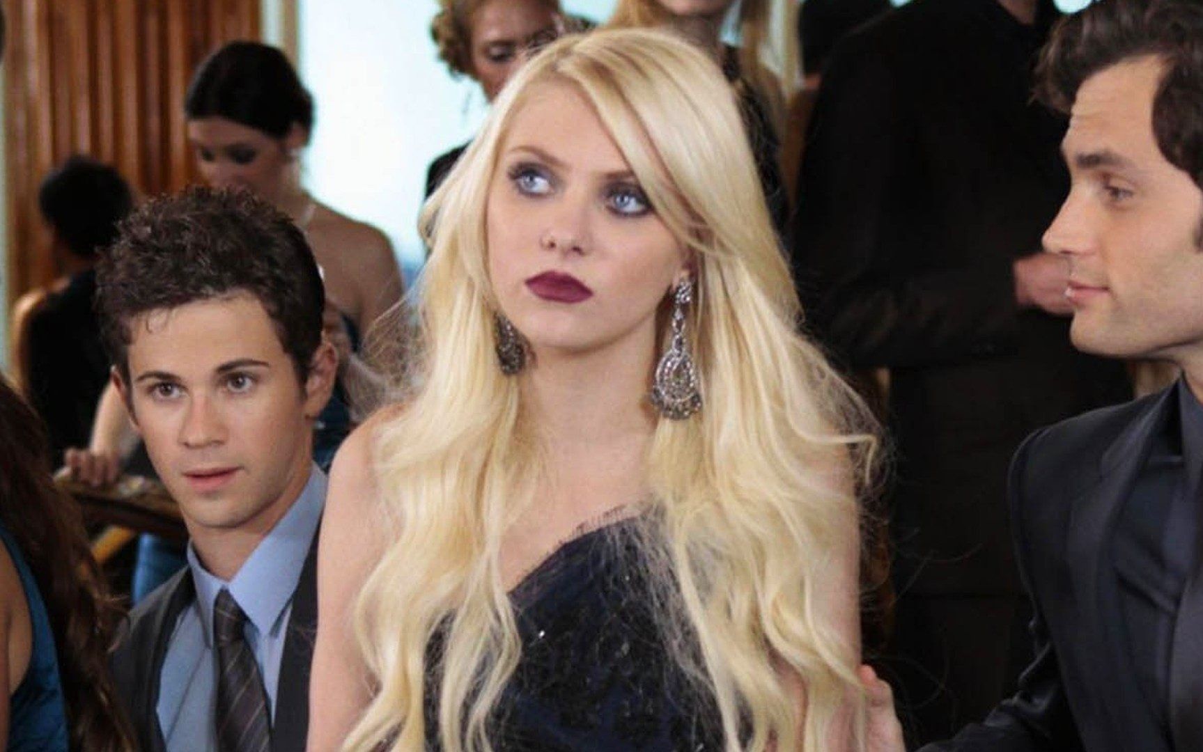 Famous leos taylor momsen edited