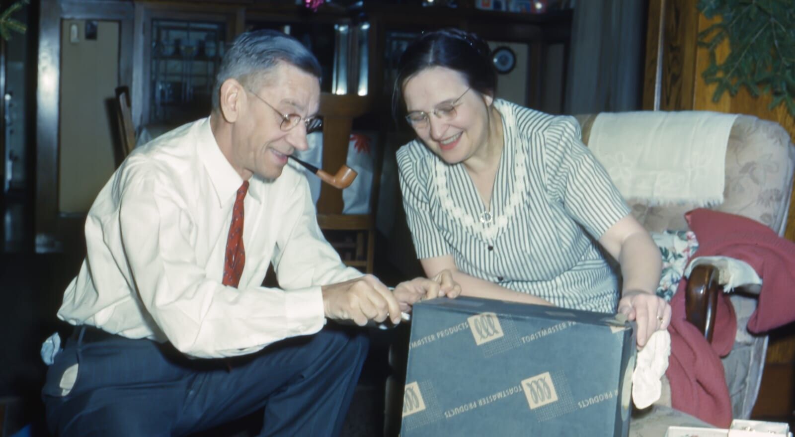 This Is How You Set Boundaries with Your Parents