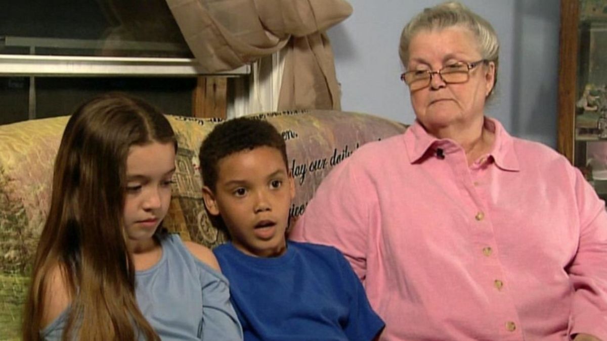 8-Year-Old Boy Rescues Sister From Moving Car Driven By Volatile Kidnapper